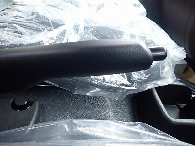 MITSUBISHI CANTER 2024 Image 31