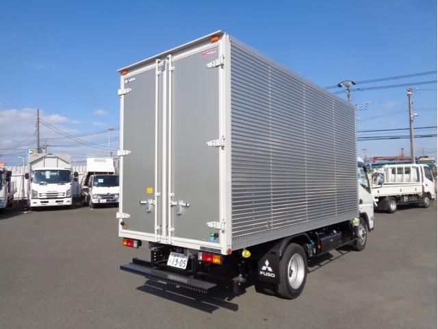 MITSUBISHI CANTER 2023 Image 31