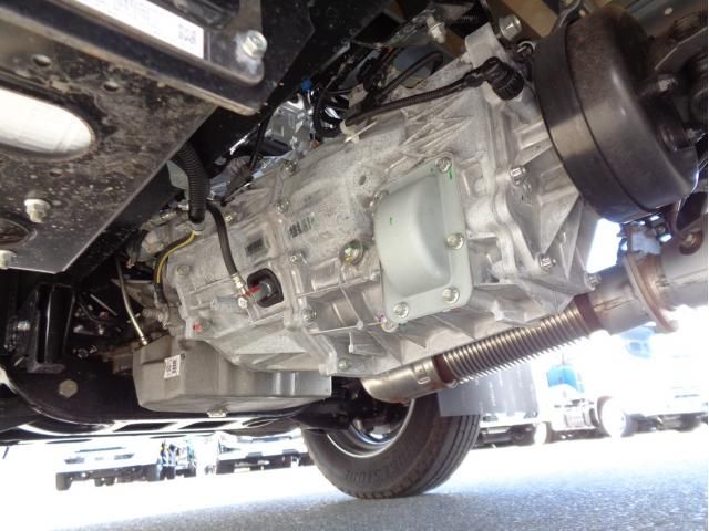 MITSUBISHI CANTER 2023 Image 31