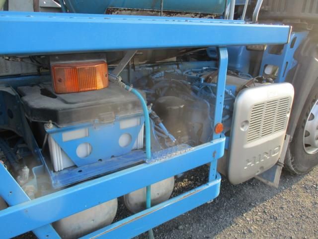 HINO PROFIA 2014 Image 31