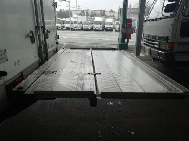 ISUZU GIGA 2012 Image 31