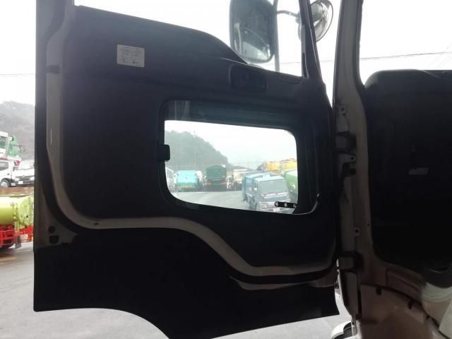 ISUZU GIGA 2012 Image 31