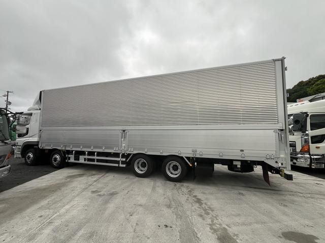 MITSUBISHI FUSOU SUPER GREAT 2018 Image 31