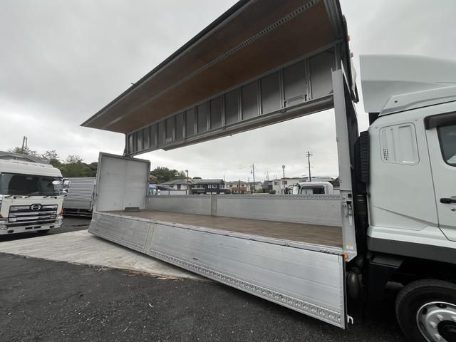 MITSUBISHI FUSOU SUPER GREAT 2018 Image 31