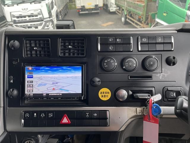 MITSUBISHI FUSOU SUPER GREAT 2018 Image 31