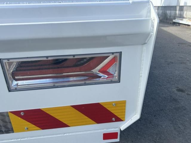 NISSAN DIESEL BIGTHUMB 2004 Image 31