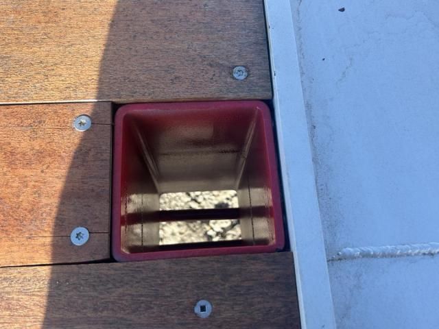 NISSAN DIESEL BIGTHUMB 2004 Image 31