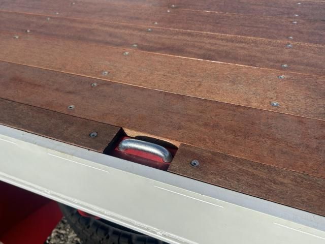 NISSAN DIESEL BIGTHUMB 2004 Image 31