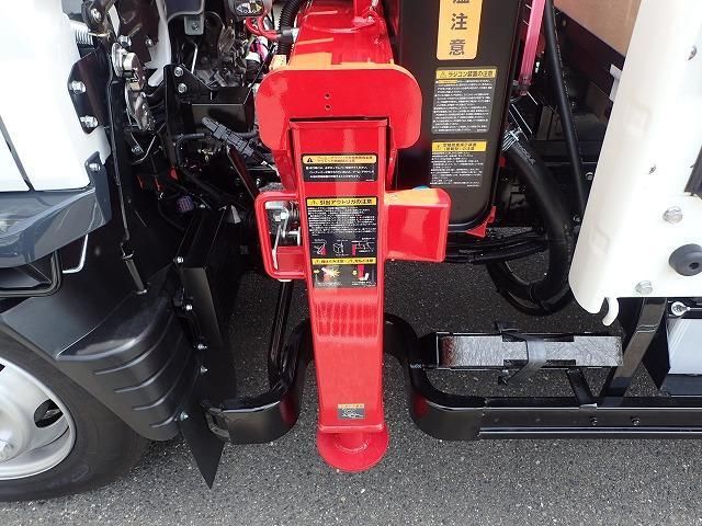 MITSUBISHI CANTER 2025 Image 31