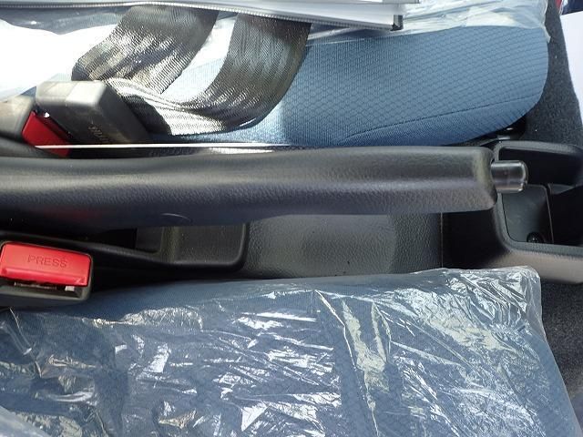 MITSUBISHI CANTER 2025 Image 31