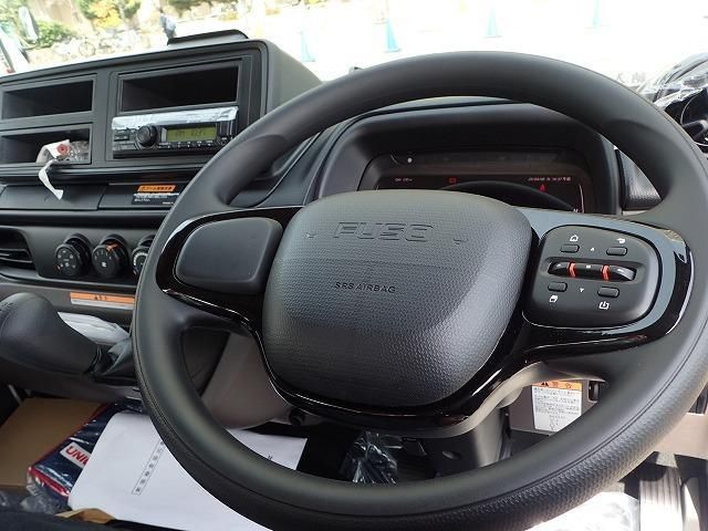 MITSUBISHI CANTER 2025 Image 31