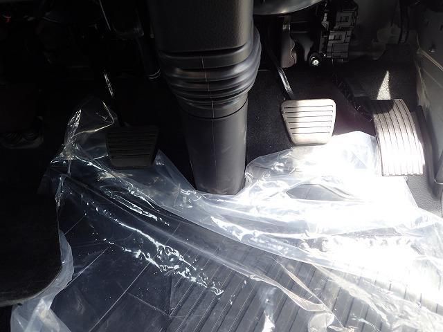 MITSUBISHI CANTER 2025 Image 31