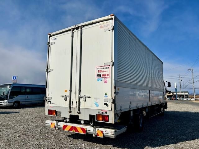 MITSUBISHI FUSOU FIGHTER 2016 Image 31