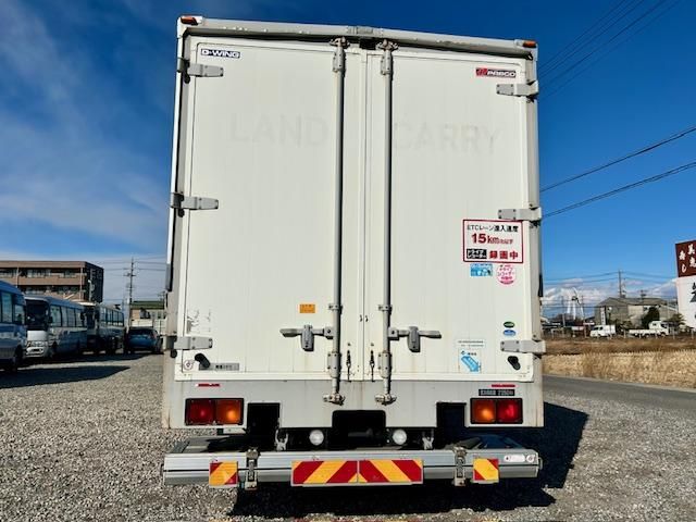 MITSUBISHI FUSOU FIGHTER 2016 Image 31