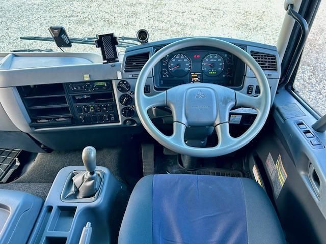 MITSUBISHI FUSOU FIGHTER 2016 Image 31