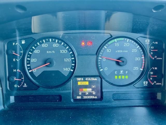 MITSUBISHI FUSOU FIGHTER 2016 Image 31