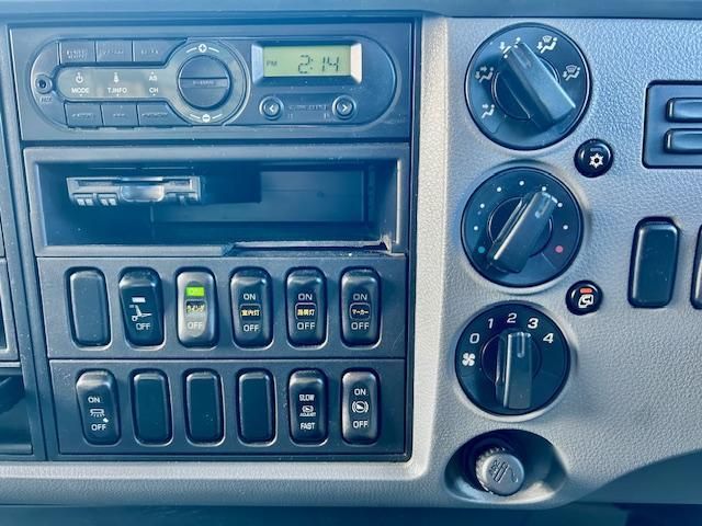 MITSUBISHI FUSOU FIGHTER 2016 Image 31