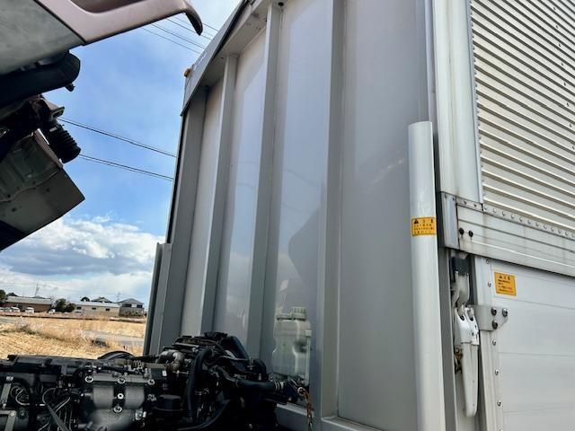 MITSUBISHI FUSOU FIGHTER 2016 Image 31