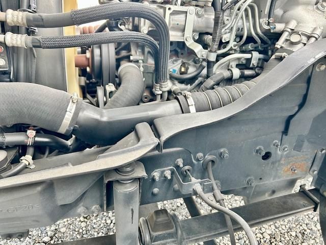 MITSUBISHI FUSOU FIGHTER 2016 Image 31