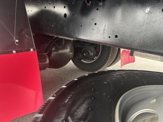 NISSAN DIESEL BIGTHUMB 2004 Image 31