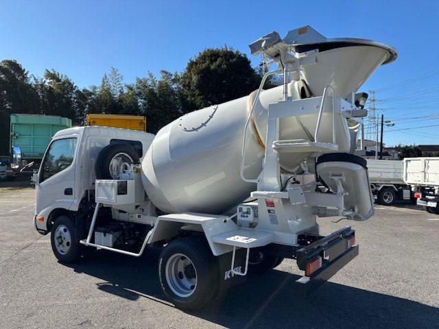 HINO DUTRO 2024 Image 31