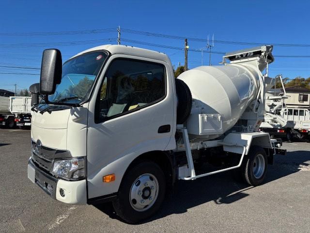 HINO DUTRO 2024 Image 31