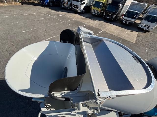 HINO DUTRO 2024 Image 31