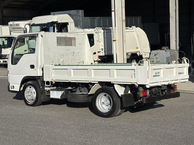 ISUZU ELF 2015 Image 31