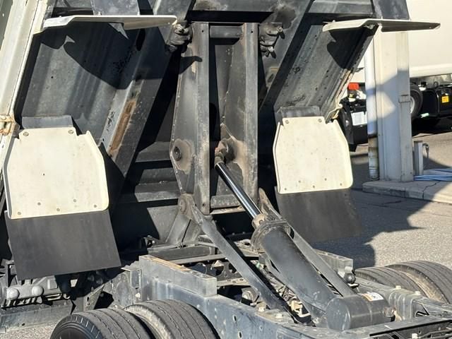 ISUZU ELF 2015 Image 31