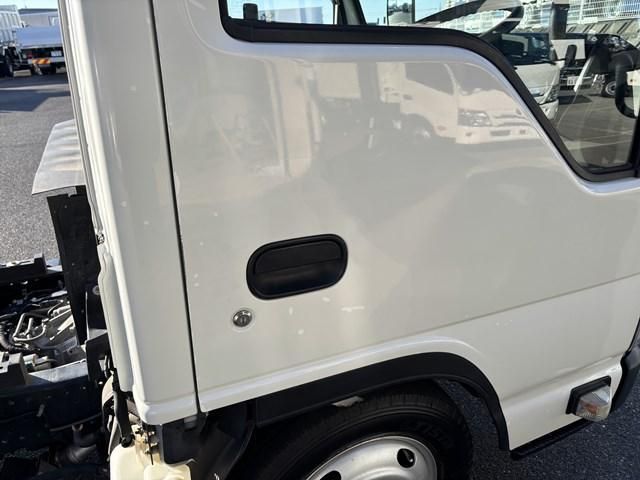 ISUZU ELF 2015 Image 31