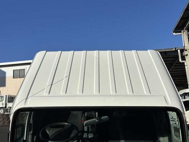 ISUZU ELF 2015 Image 31