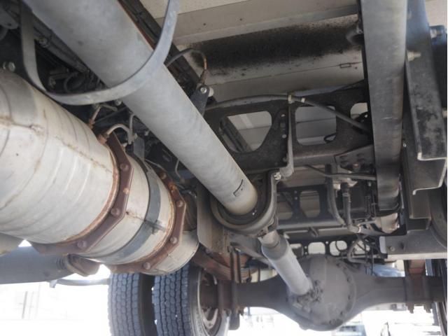 MITSUBISHI FUSOU FIGHTER 2015 Image 31