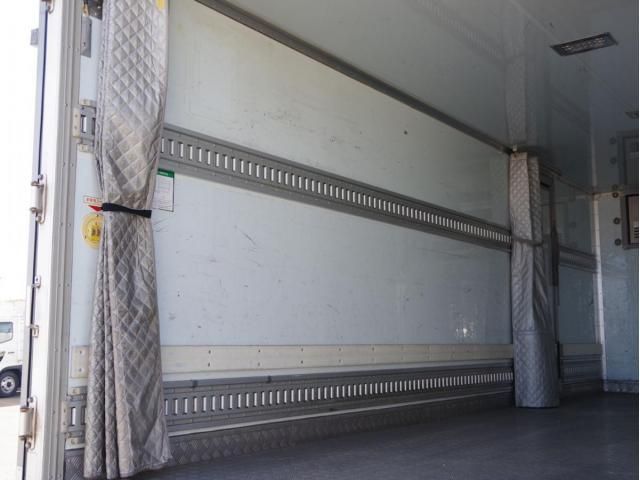 MITSUBISHI FUSOU FIGHTER 2015 Image 31