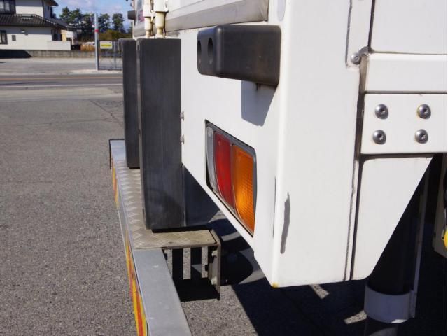 MITSUBISHI FUSOU FIGHTER 2015 Image 31