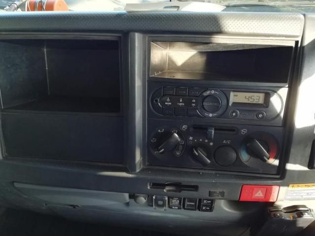 ISUZU ELF 2014 Image 31