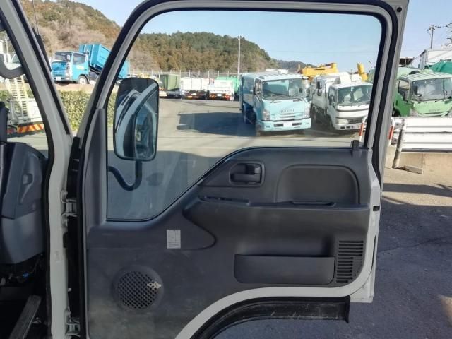 ISUZU ELF 2019 Image 31