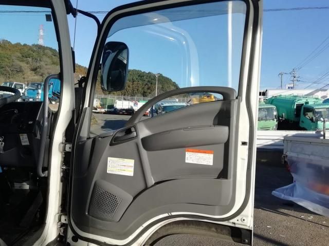 ISUZU FORWARD 2019 Image 31