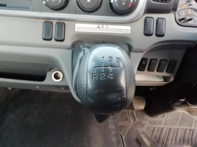 MITSUBISHI CANTER 2017 Image 31