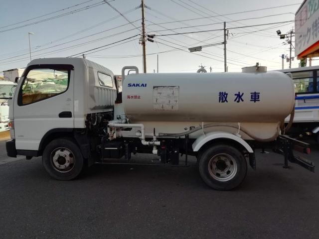 MITSUBISHI CANTER 2017 Image 31
