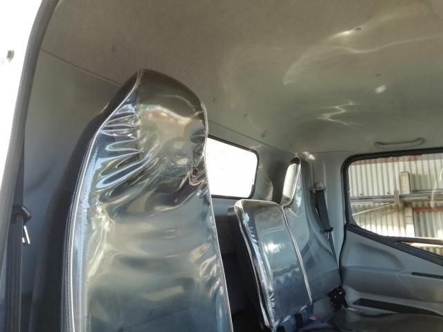 MITSUBISHI CANTER 2017 Image 31