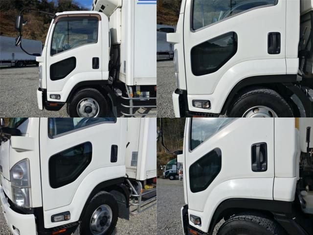 ISUZU FORWARD 2012 Image 31