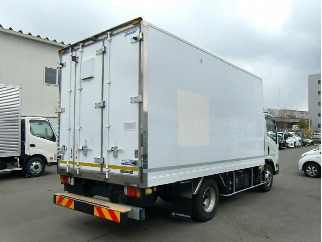 ISUZU ELF 2018 Image 31