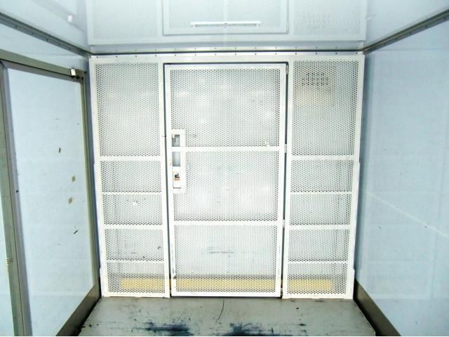 ISUZU ELF 2018 Image 31