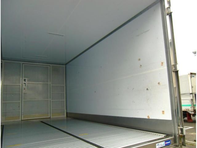 ISUZU ELF 2018 Image 31