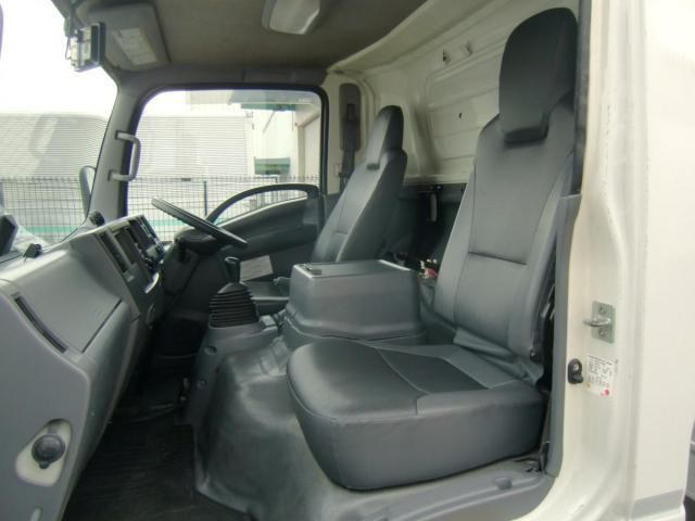 ISUZU ELF 2018 Image 31