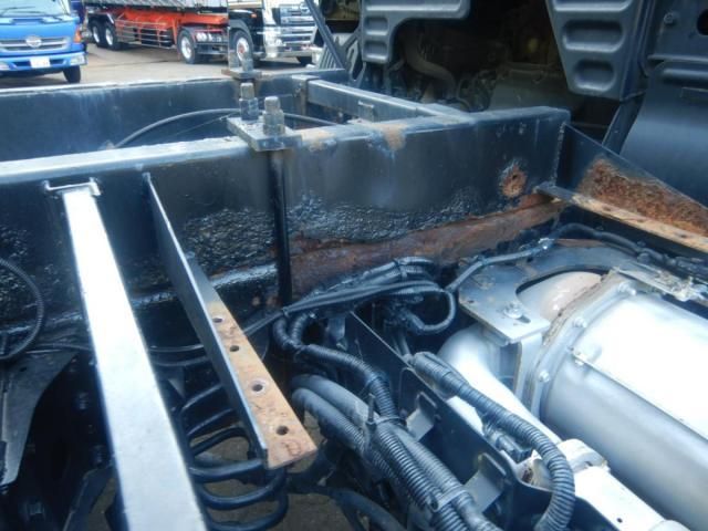 HINO PROFIA 2012 Image 31