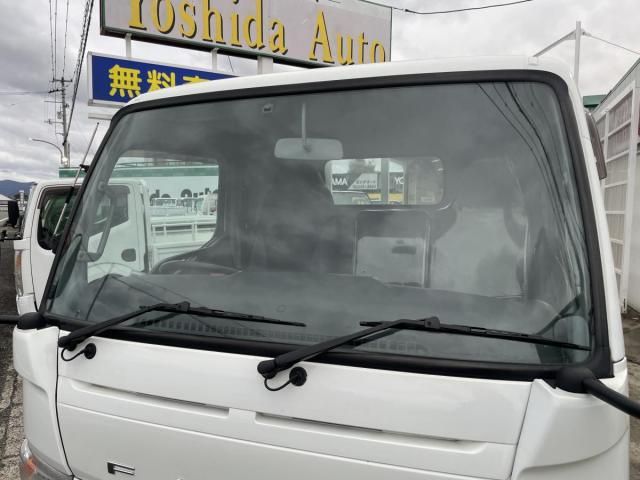 MITSUBISHI CANTER 2017 Image 31