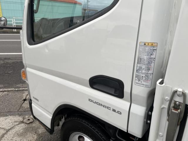 MITSUBISHI CANTER 2017 Image 31