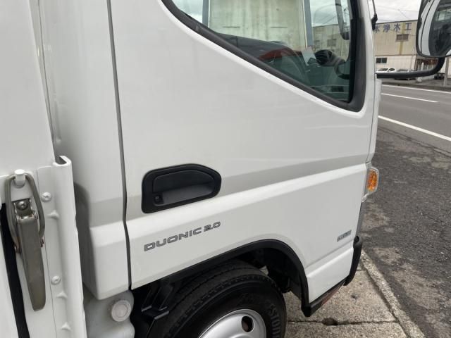MITSUBISHI CANTER 2017 Image 31