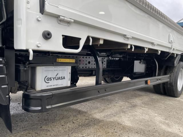 MITSUBISHI CANTER 2017 Image 31